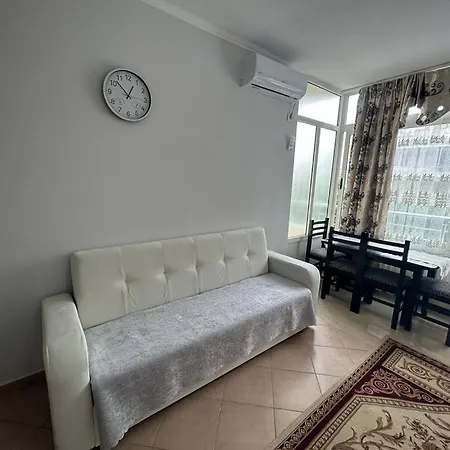 Comfort Near The 아파트 Durrës