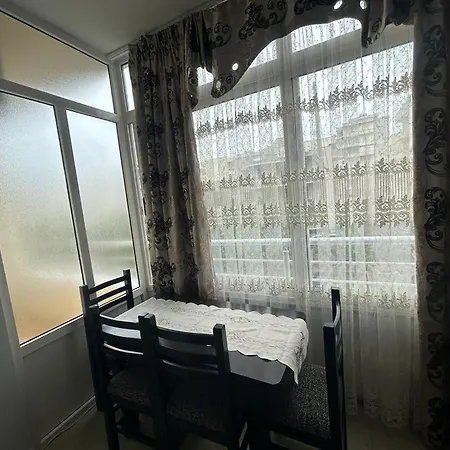 Comfort Near The Apartament Durrës
